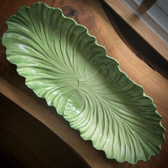 MADDUX OF CALIFORNIA Large MCM Lettuce Leaf Platter - Picture 2 of 10
